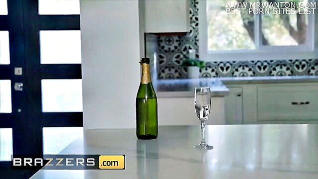 Manuel Ferrara, Desiree Dulce - desiree dulces passionate encounter with manuel ferrara in hd Brazzers