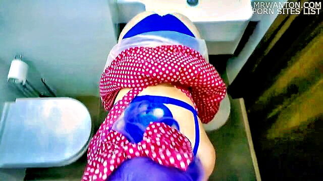 teen cosplay babe gives cum eating blowjob and pov sex : cosplay