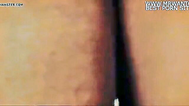 indian teen fingering and fisting herself to orgasm : Gloryhole