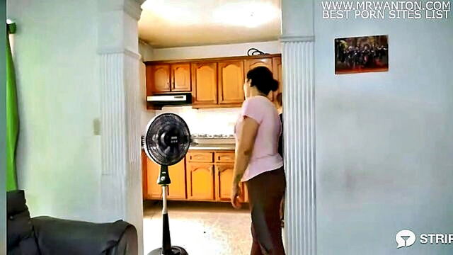enjoying threesome with my girlfriend and her mother in high definition : Ex GF