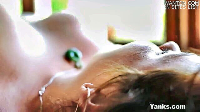 sequoias solo show natural tits vaginal play and fingering in hd : Yanks