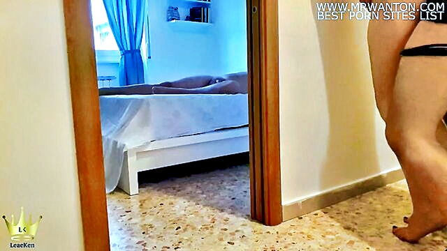 italian amateur couple engages in threesome with plumber : Homemade Cuckold