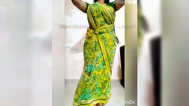 indian auntys secretly recorded changing video in hd