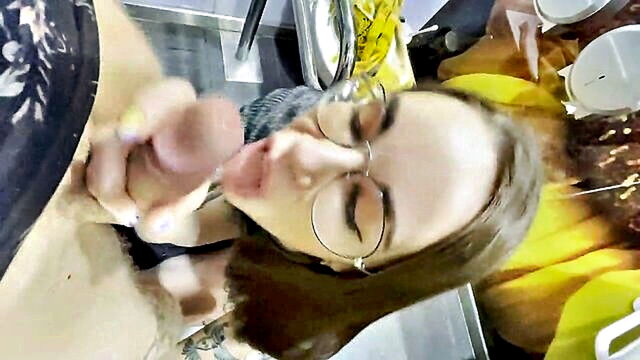 blowjob car wash fucking cum facial toilet gas station xxxbp video