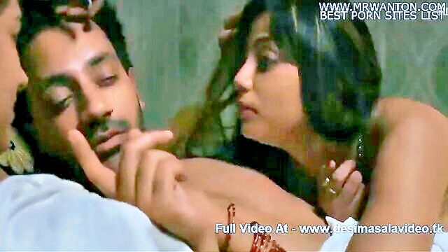 Hilton La Vega - desi housewife enjoys a wild threesome with her husbands friend in indian series