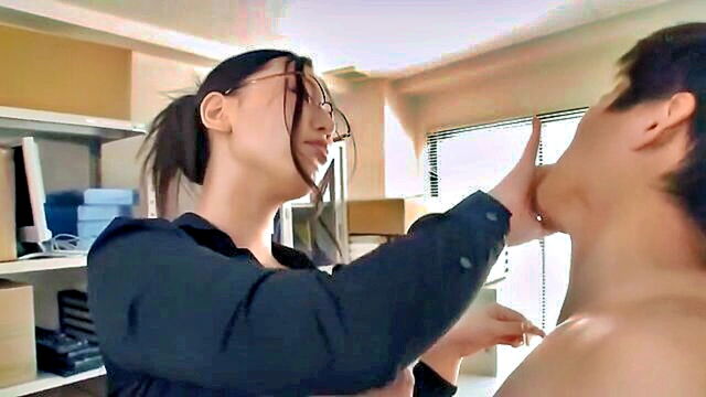 enjoy the hottest japanese mature beauty in high quality free porn video : Aly