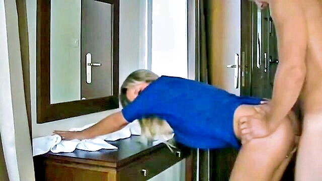 sarahdonnak04s bosss abusive behavior on a business trip : Bang