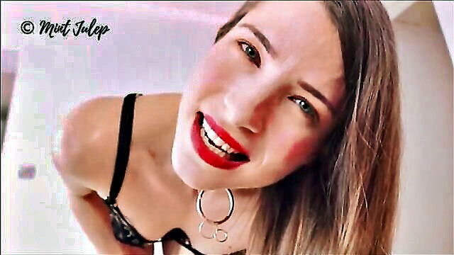 solo, babe, blonde - a solo babes solo show with blonde tais mint