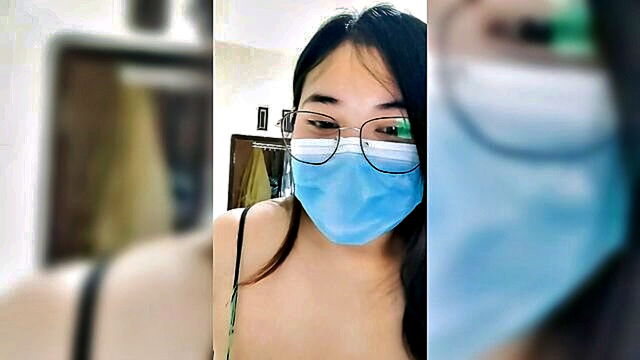 ojol, bokep indo, indonesia viral - indonesian prankster ojol ayang attempts public cosplay sex stunt in part 2