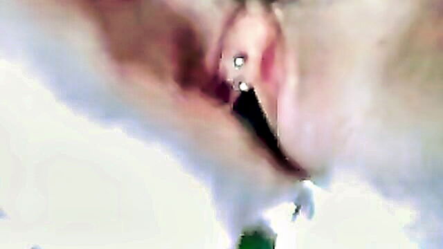 masturbation, amateur, german - lavons solo pleasure with a well endowed veggie