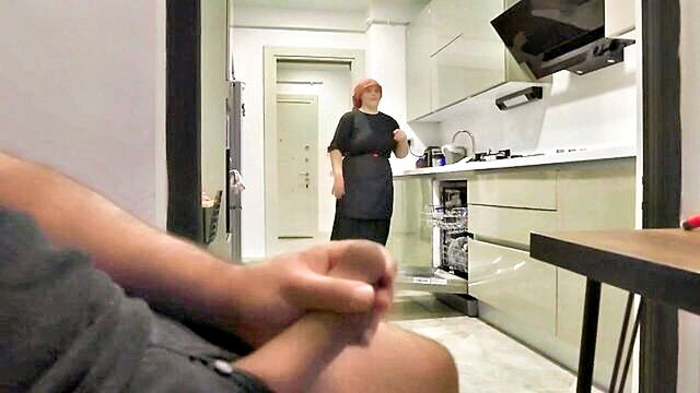 Arab Stepmom Caught Stepson Jerking Anal