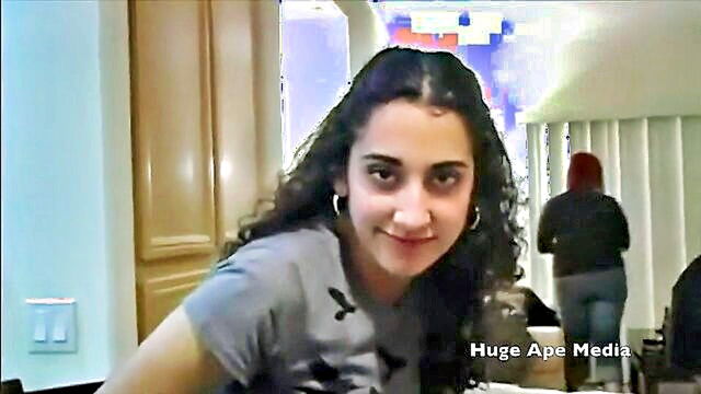 lebanese, arab girl, amateur - lebanese arab woman from california engages in sexual activity during a house party