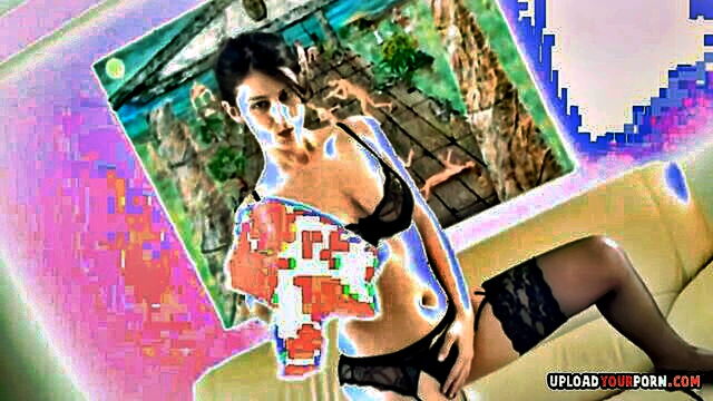 amateur, homemade, teasing - this seductive woman in stockings skillfully entices you with her physical and intellectual allure