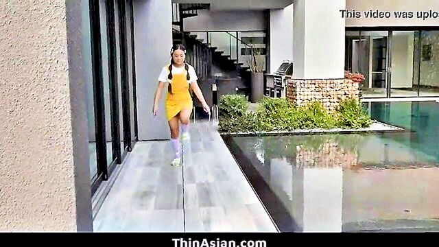 elle voneva - thick cock juicy asian ass