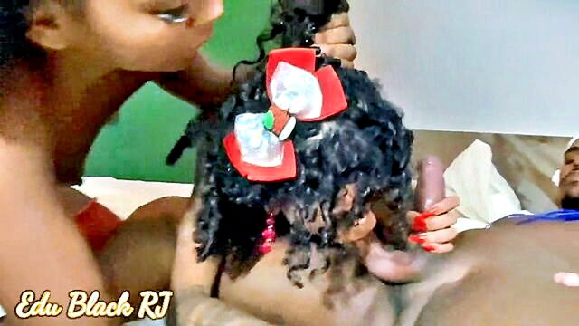 mih ninfetinha, amandinha - mih ninfetinha & amandinha black rj porn video