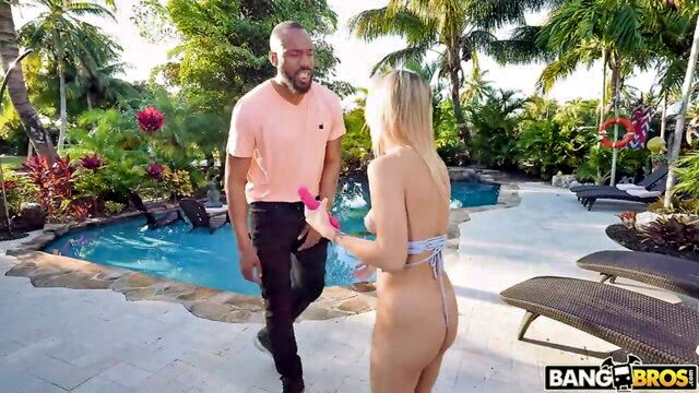 Jovan Jordan, Evelyn Payne - jovan jordans big dick in evelyn paynes tight amateur pussy BangBros