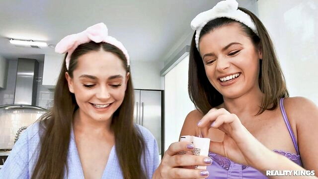 Dharma Jones, Melony Melons - melony and dharmas passionate encounter of mutual pussy play Reality Kings