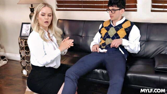 Slimthick Vic, Breezy Bri, Nick Stokes - breezy bri and slimthick vic alternate in intimate encounter with nick stokes in unconventional threesome featuring an older woman Mylf