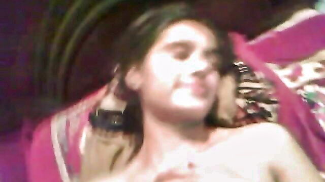 see a horny guy have sex with his girlfriend and at the same time he is sucking on her tits : Indian Hidden Cams