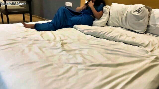 free porn videos, movies, gratis porno - stepbro and step sis in hot scene in oyo video