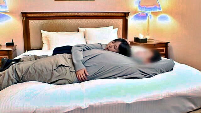 homemade video showcases small breasted teen giving an older guy pleasure : MOON FORCE