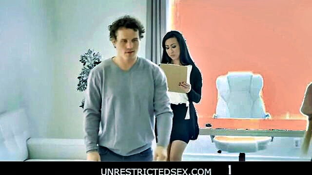 Lily Lane, Blake Blossom - unrestrained passion milf therapist and young blonde engage in anytime sex
