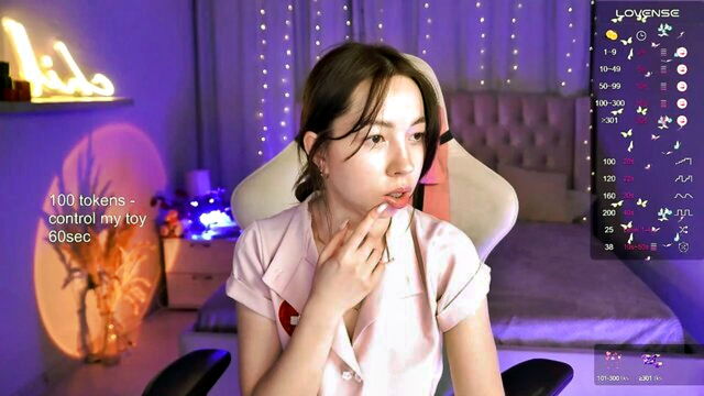 may, chaturbate webcam, chaturbate - sarahsons webcam show on may 10 was rather provocative and that is why she used so many phones to broadcast it