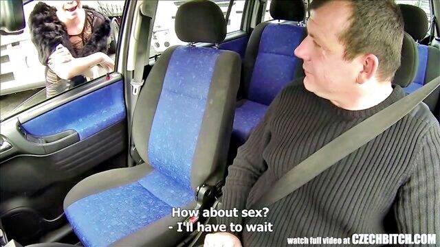 amateur couple enjoys missionary sex with an added bonus of money : CzechAV