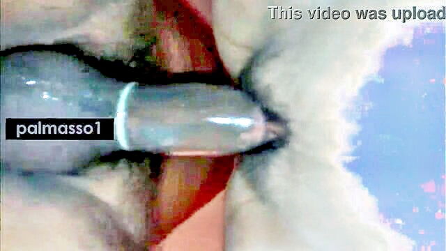 amateur couple gets naughty in hotel room : Palmasso69