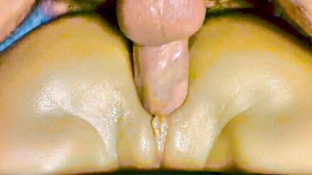 throbbing creampie with moaning daddy and big cock : Aly
