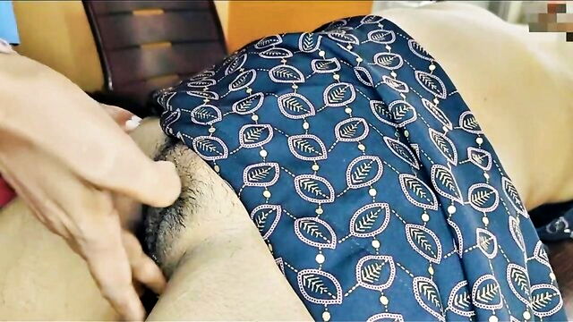 fuck session, pussy pounded, close-up - fucks with indian stepmother in close up for the best and the most intense experience