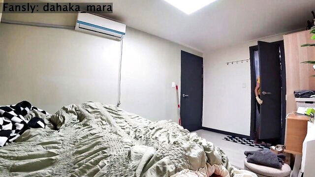 Public Crazy Place - uniformed maid from a hentai seduces a man in a hotel room Sources