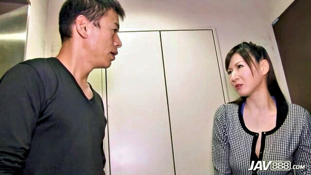 hitomi ohashi in sexy lingerie hardcore jav scene with cowpers squirting : Jav 888