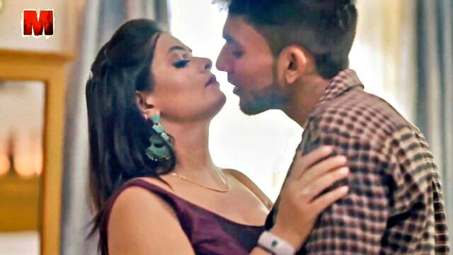 Mohinilaxmi, Mohinibob - mohinibob big ass