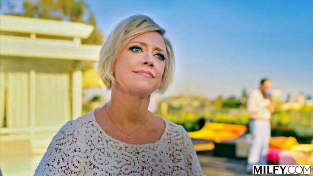 Dee Williams, Oliver Flynn - dee williams facial MILFY