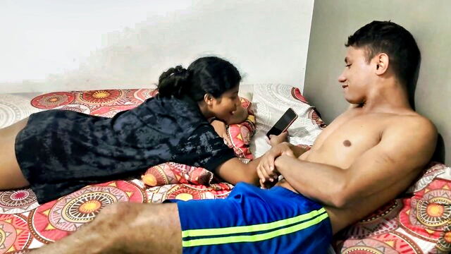 hindi sex, 18 year old indian girl, 18 year old indian - indian girlfriend gets pounded hard