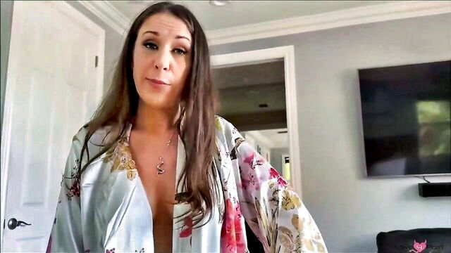 Big Tits, Cumshot, milf, facial - stepmom with big boobs