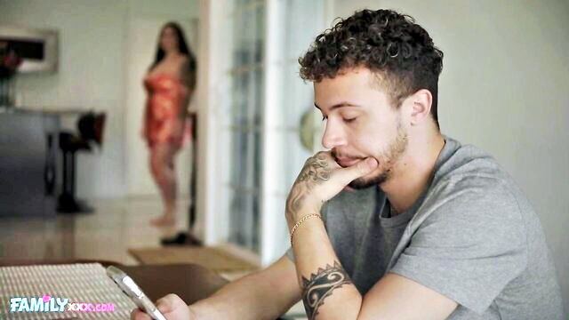 Apollo Banks - apollo banks big tits FamilyXXX