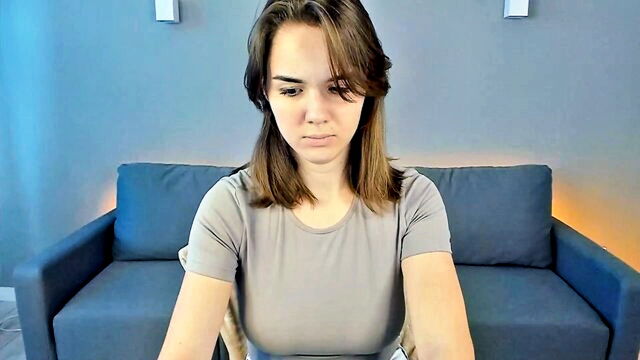 webcam video, cam video, webcam - linda robertz webcam show