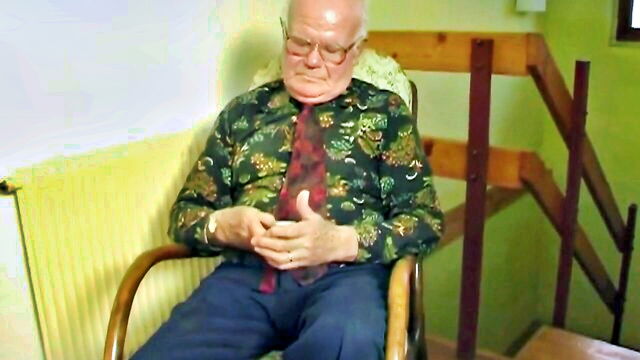 caucasian, american massage, doggy - gwen cortez granddad