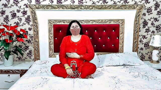 girl masturbates, girls masturbate, fingering pussy - indian milf dildo ride