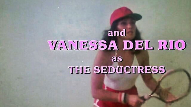pink ladies shower scene : Vinegar Syndrom