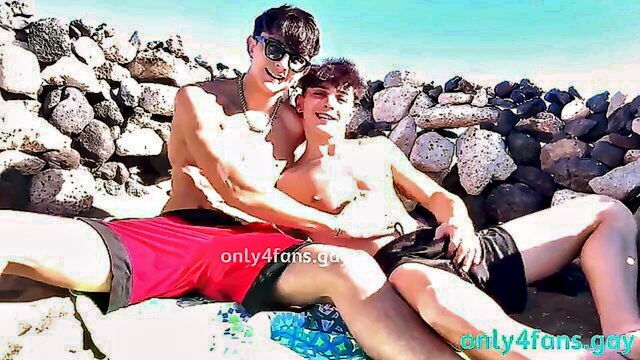 amateur, beach, amateur blowjob - twink beach blowjob