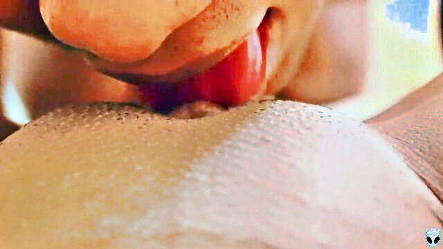 pov 69 lesbian with heavy pussy licking and orgasm : Khalessi 69