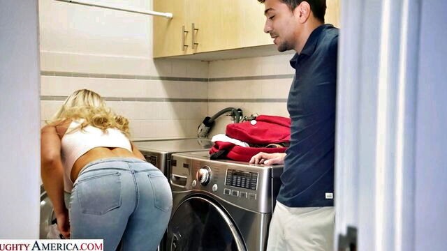 Sadie Summers, Sadie, Victoria - sadie summers kinky