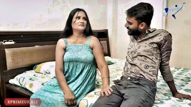 beautiful, cheating, mature - indian cougar big ass