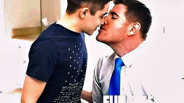bear, monster cock, anal fuck - eli lincoln gay sex