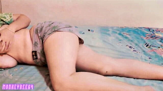 in sinhala, gets off, racial - sinhala teen masturbates