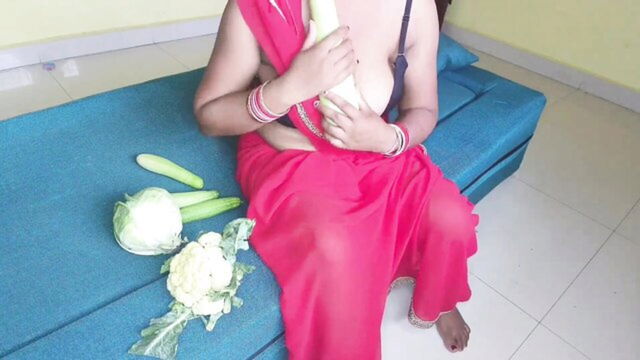 mature, homemade, pussy licking - saree sex video