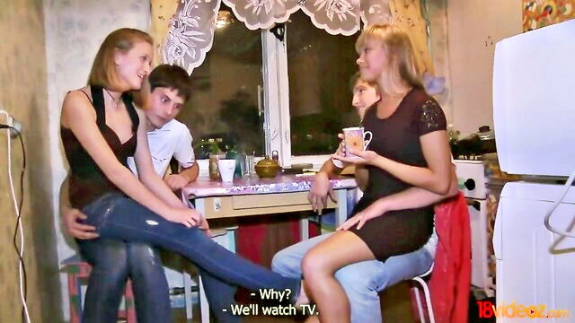 Anna, Willa - willa and anna threesome 18 videoz